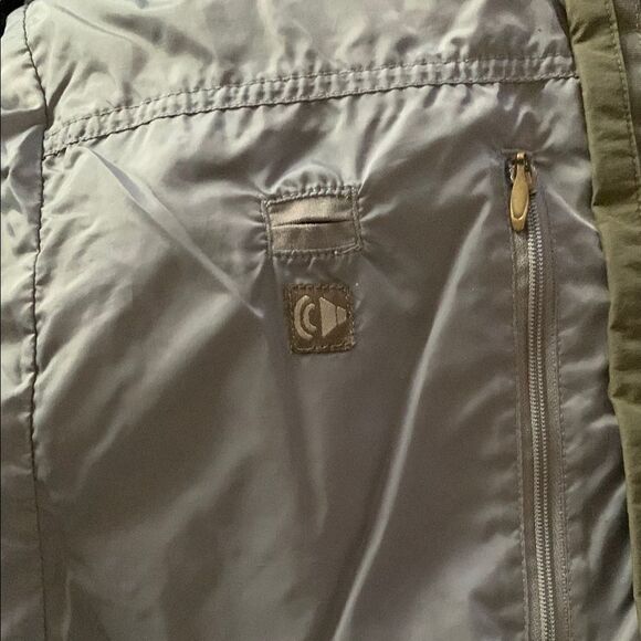 The North Face Olive Green zip up Jacket Womans size medium - Picture 13 of 13